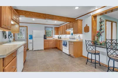W5602  Lost Arrow Rd, Byron, WI 54937 - Photo 7