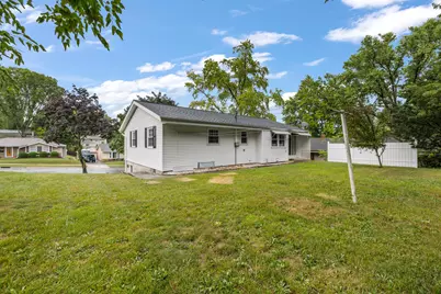 1448 N 12th Ave, West Bend, WI 53090 - Photo 7