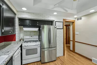 2361 S 65th St, West Allis, WI 53219 - Photo 7