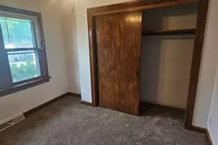 2361 S 65th St, West Allis, WI 53219 - Photo 13