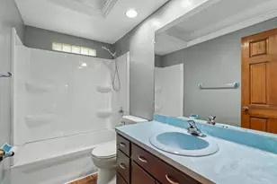 2361 S 65th St, West Allis, WI 53219 - Photo 11