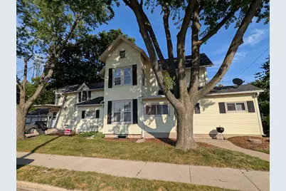248 W Chestnut St #516 Kendall St, Burlington, WI 53105 - Photo 1