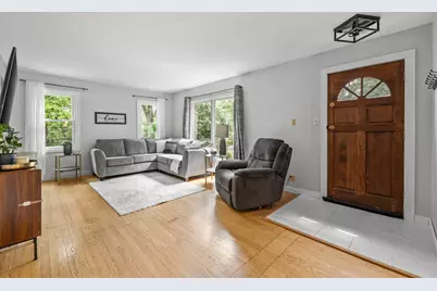 450 W Bradley Rd, Fox Point, WI 53217 - Photo 5