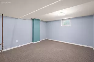2367 S 66th St, West Allis, WI 53219 - Photo 21