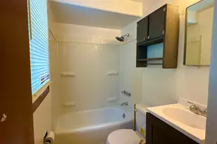 5713 N 96th St, Milwaukee, WI 53225 - Photo 9