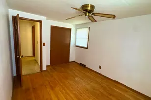5713 N 96th St, Milwaukee, WI 53225 - Photo 7