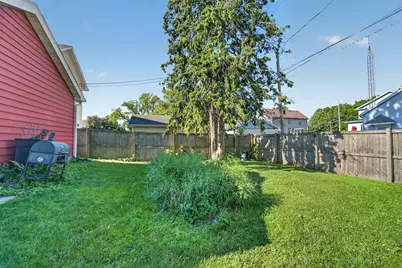 1302  Franklin St, Racine, WI 53403 - Photo 21