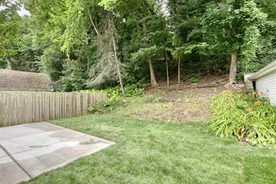 6633  Hillside Ln, Wauwatosa, WI 53213 - Photo 15