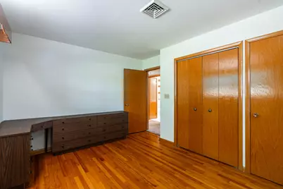 1210  18th Ave, South Milwaukee, WI 53172 - Photo 11