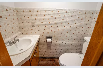 1210  18th Ave, South Milwaukee, WI 53172 - Photo 7