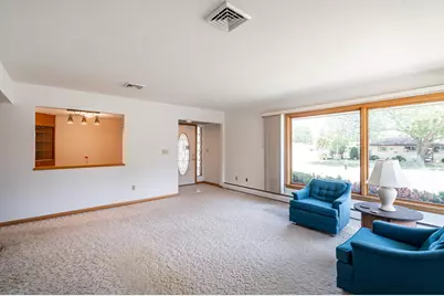 1210  18th Ave, South Milwaukee, WI 53172 - Photo 3