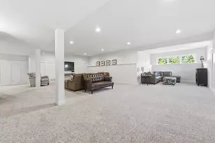 1740 Stonemill Cir, Lake Geneva, WI 53147 - Photo 39
