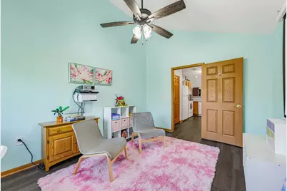 6080 S Crosswinds Dr #4, Cudahy, WI 53110 - Photo 13
