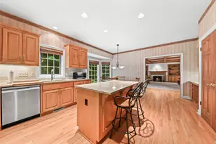3820 Charter Point Ct, Brookfield, WI 53045 - Photo 11