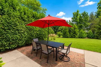 16725  Mary Cliff Ct, Brookfield, WI 53005 - Photo 27
