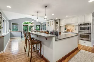 16725 Mary Cliff Ct, Brookfield, WI 53005 - Photo 3