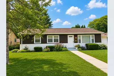 W67N756  Evergreen Blvd, Cedarburg, WI 53012 - Photo 1