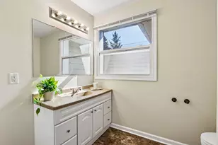 1422 N 2nd St, Watertown, WI 53098 - Photo 23
