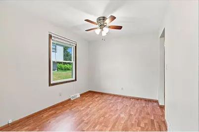 8150 S 58th St, Franklin, WI 53132 - Photo 25