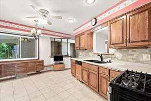 8150 S 58th St, Franklin, WI 53132 - Photo 19
