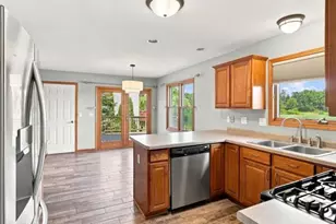 9334 Millstone Dr, Racine, WI 53406 - Photo 11