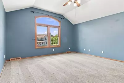 9334  Millstone Dr, Racine, WI 53406 - Photo 13