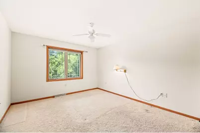 14653 W Wilbur Dr, New Berlin, WI 53151 - Photo 17
