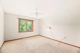 14653 W Wilbur Dr, New Berlin, WI 53151 - Photo 17