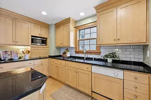 2000 Forest St, Wauwatosa, WI 53213 - Photo 19