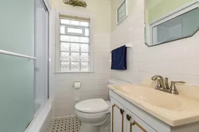 2777 N 81st St, Milwaukee, WI 53222 - Photo 13