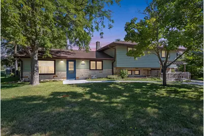 2320 E Sandy Acre Rd, West Bend, WI 53090 - Photo 1