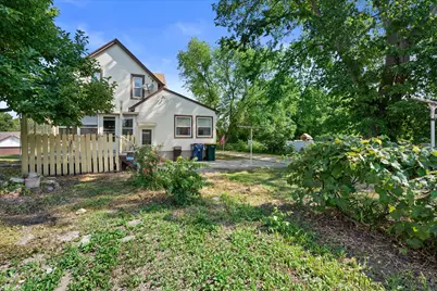 1111 W Oakwood Rd, Oak Creek, WI 53154 - Photo 33