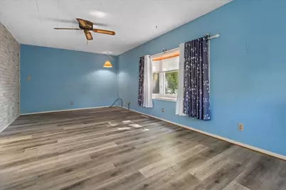 1111 W Oakwood Rd, Oak Creek, WI 53154 - Photo 17
