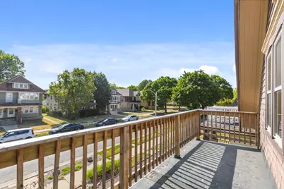 2827 N 51st St, Milwaukee, WI 53210 - Photo 11