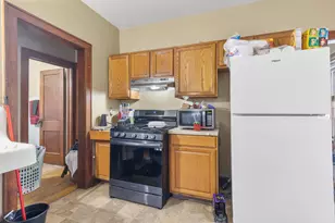 2827 N 51st St, Milwaukee, WI 53210 - Photo 17