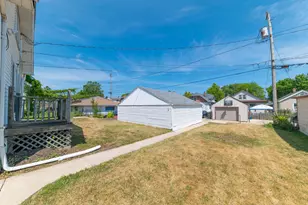 1540 S 58th St, West Allis, WI 53214 - Photo 5