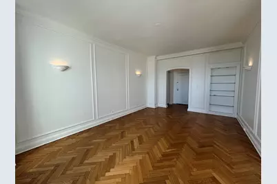 925 E Wells St #625, Milwaukee, WI 53202 - Photo 9