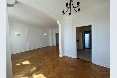 925 E Wells St #625, Milwaukee, WI 53202 - Photo 21