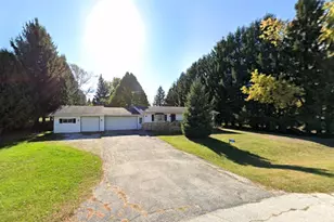 1101 Mallard Ln, Kossuth, WI 54220 - Photo 1