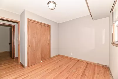 3746 S 92nd St, Milwaukee, WI 53228 - Photo 15