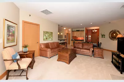 N74W13737  Appleton Ave #316, Menomonee Falls, WI 53051 - Photo 7