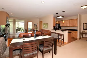N74W13737 Appleton Ave, Menomonee Falls, WI 53051 - Photo 11