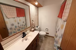 2970 S 99th St, West Allis, WI 53227 - Photo 11