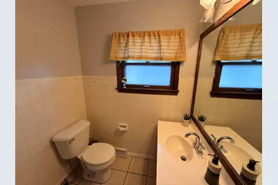 2970 S 99th St, West Allis, WI 53227 - Photo 7