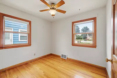 2140 S 109th St, West Allis, WI 53227 - Photo 11