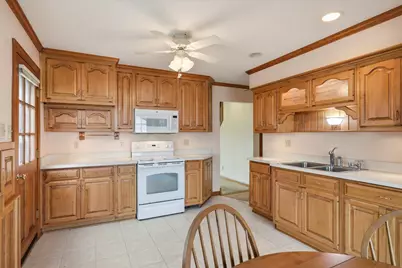 2140 S 109th St, West Allis, WI 53227 - Photo 5