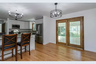 21300  Astolat Dr, Brookfield, WI 53045 - Photo 9