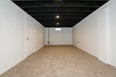 21300  Astolat Dr, Brookfield, WI 53045 - Photo 41