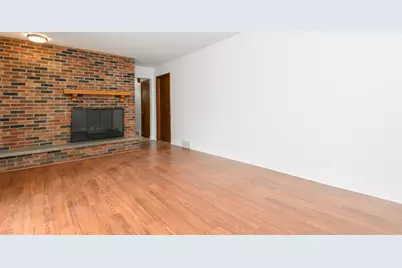 21300  Astolat Dr, Brookfield, WI 53045 - Photo 23