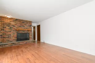 21300 Astolat Dr, Brookfield, WI 53045 - Photo 23